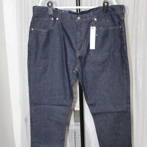 GAP Athletic Taper Jeans. Blue Dark Wash.  Sz 40/32